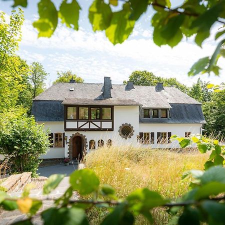 Landhaus Karbach Komplett Oder Einzelne Wohneinheiten Villa Inkl Sauna Bzw Waldhaeuschen Hirten Экстерьер фото