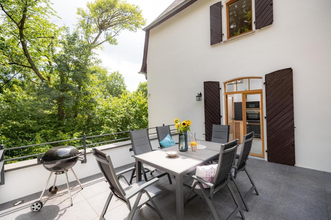 Landhaus Karbach Komplett Oder Einzelne Wohneinheiten Villa Inkl Sauna Bzw Waldhaeuschen Hirten Экстерьер фото