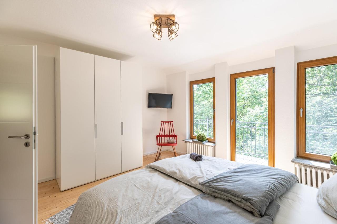 Landhaus Karbach Komplett Oder Einzelne Wohneinheiten Villa Inkl Sauna Bzw Waldhaeuschen Hirten Экстерьер фото